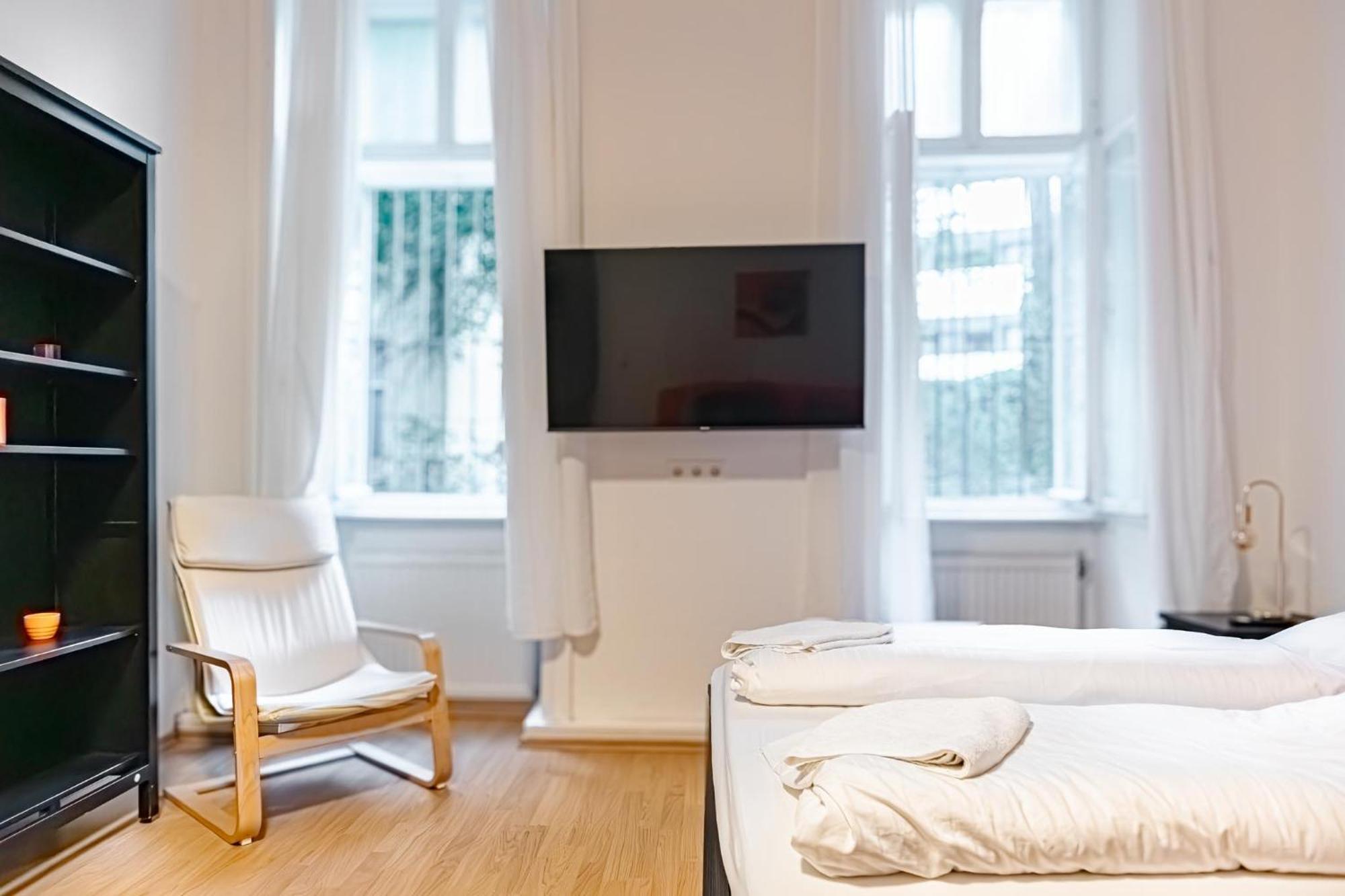 Chic Apartment - Very Central And Well Connected Відень Екстер'єр фото